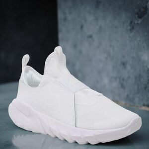 Nike Flex Runner 2 GS Triple White Slip On Sneakers Youth 5Y Women's 7 Running